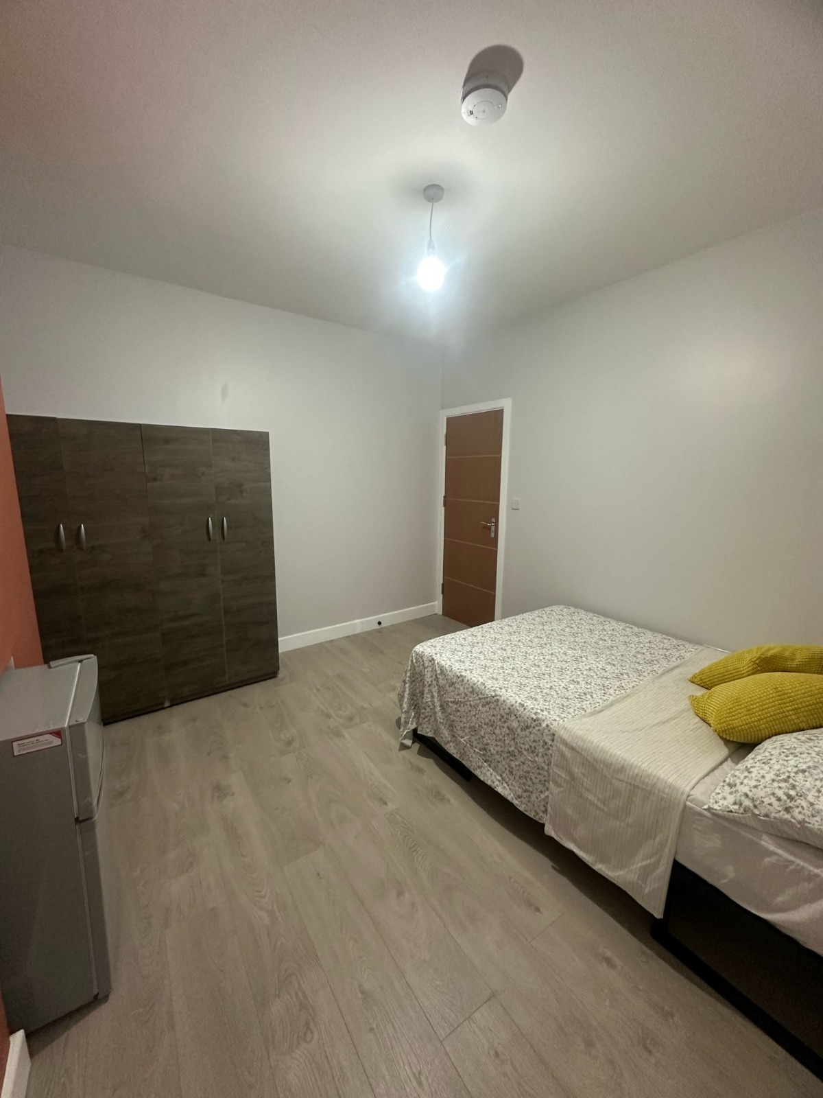 🌟 Double/Single Room – Philip Lane, Seven Sisters (N15 4HJ)